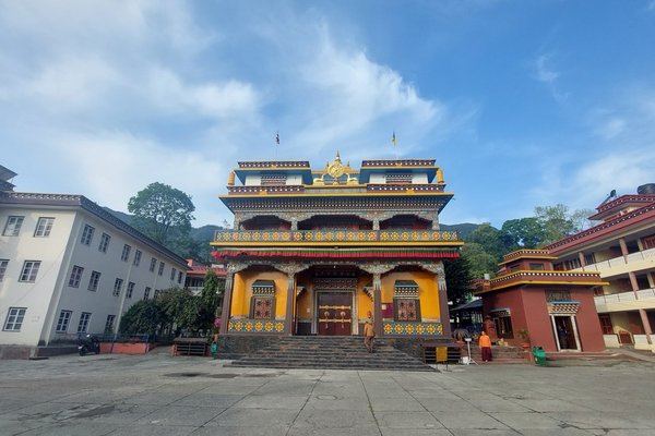 jangchub-monastery-wide-L